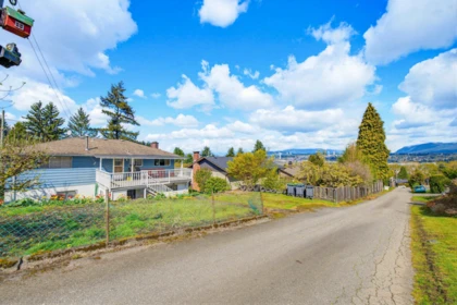 Hot Tub / Spa Photo of 11236 135 Street, Surrey, BC