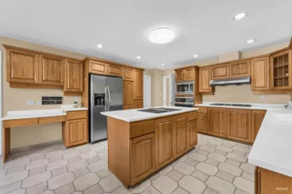 Kitchen Island Photo of 4418 Osler Street, Vancouver, BC