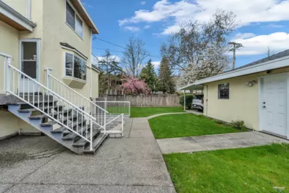 Staircase Photo of 4418 Osler Street, Vancouver, BC