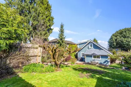 Aerial View of 505 Garfield Street, New Westminster, BC
