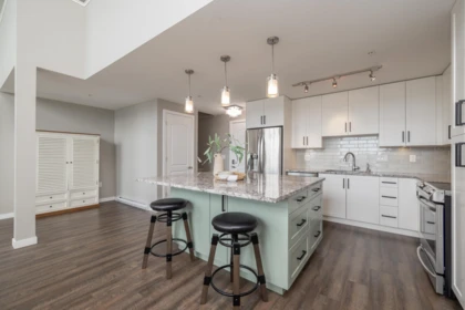 415 6490 194 Street, Surrey, BC, Surrey — Apartment/Condo for sale