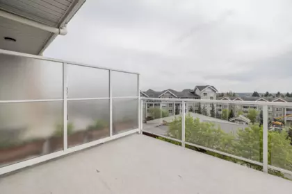 Garden / Landscaping Photo of 415 6490 194 Street, Surrey, BC