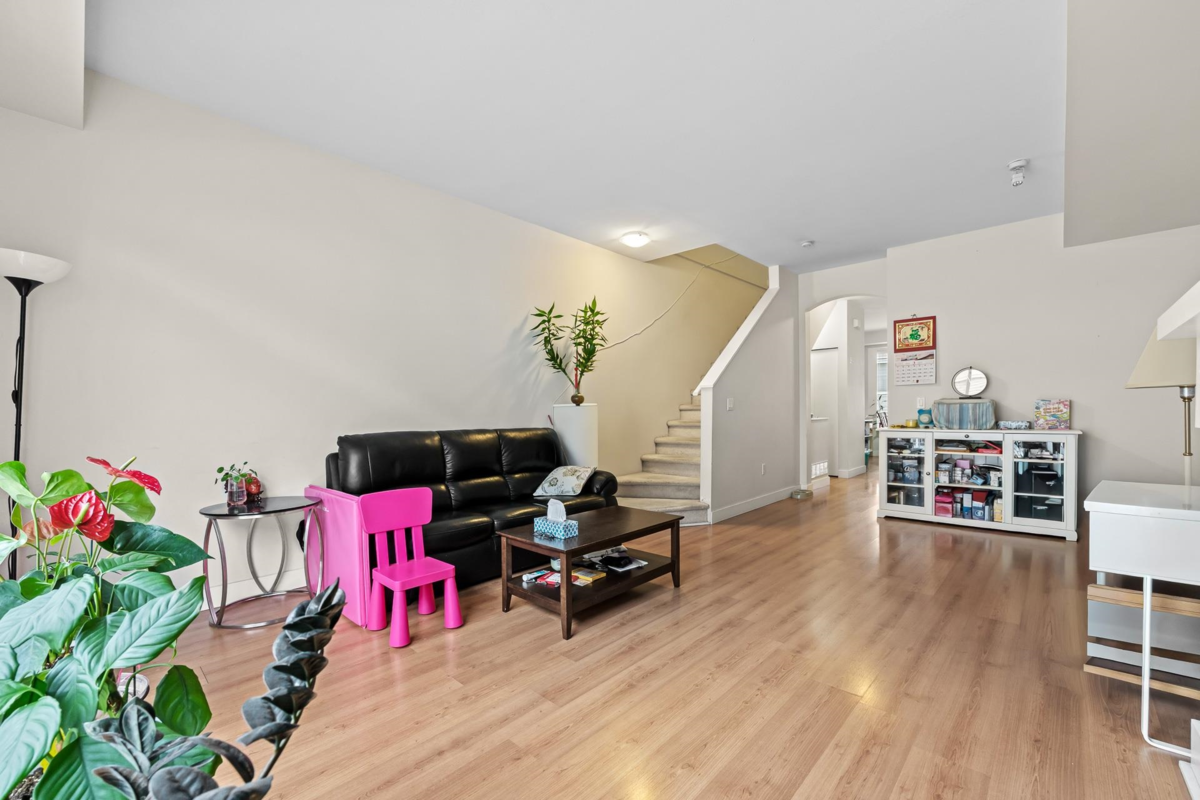 Dining Area Photo of 18 9079 Jones Road, Richmond, BC