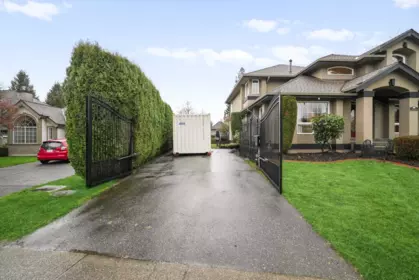 Backyard Photo of 19066 63b Avenue, Surrey, BC