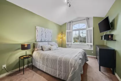 Basement Recreation Room Photo of 19066 63b Avenue, Surrey, BC