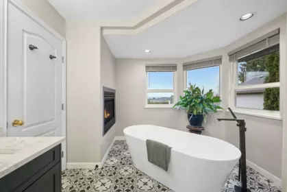 Loft / Bonus Room Photo of 19066 63b Avenue, Surrey, BC