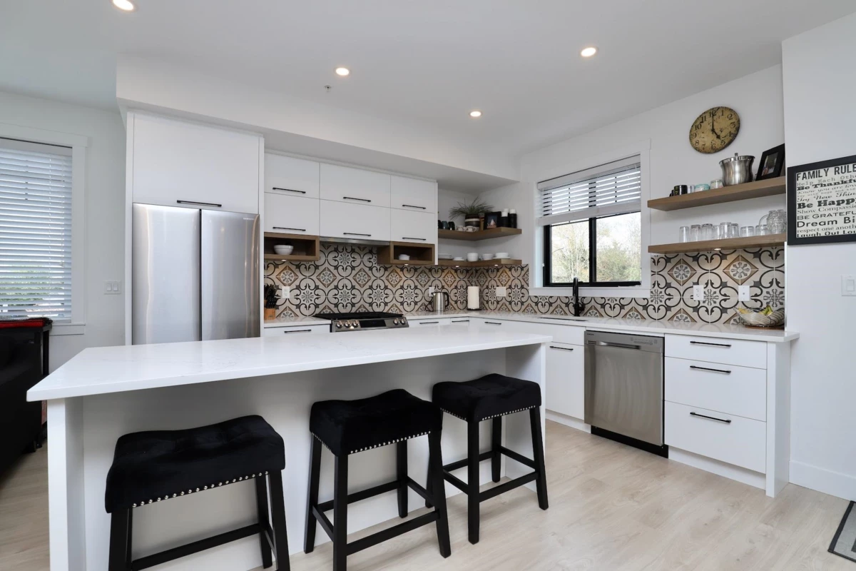 Family Room Photo of 1 12018 237 Street, Maple Ridge, BC