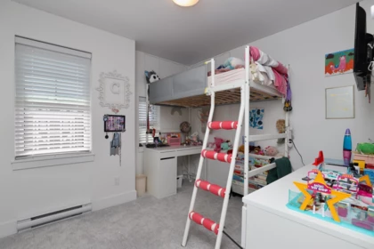 Basement Recreation Room Photo of 1 12018 237 Street, Maple Ridge, BC