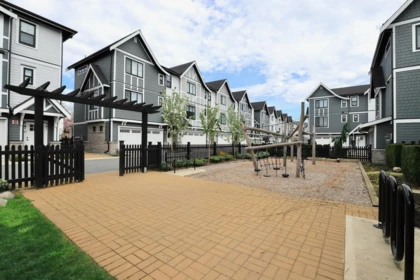 Swimming Pool Photo of 1 12018 237 Street, Maple Ridge, BC