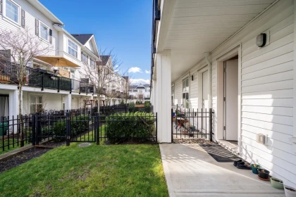 Laundry Room Photo of 85 27735 Roundhouse Drive, Abbotsford, BC