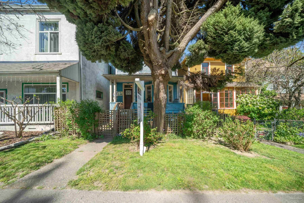 Exterior Rear Photo of 655 E Pender Street, Vancouver, BC
