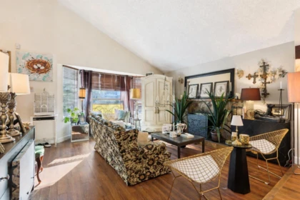 Kitchen Photo of 875 Porteau Place, North Vancouver, BC