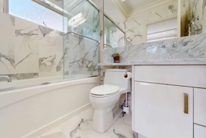 Entry Foyer Photo of 3749 W 11th Avenue, Vancouver, BC