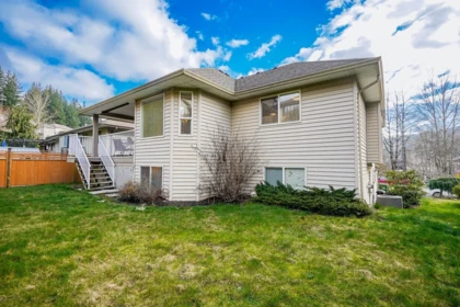 Backyard Photo of 45987 Sherwood Drive, Chilliwack, BC