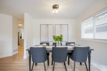 Kitchen Island Photo of 45987 Sherwood Drive, Chilliwack, BC