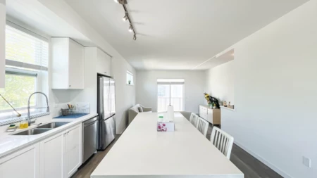Breakfast Nook Photo of 1 15487 99a Avenue, Surrey, BC