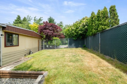 Fitness Center Photo Near 2184 Cumbria Drive, Surrey, BC
