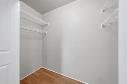 Hallway Photo of 11911 238b Street, Maple Ridge, BC