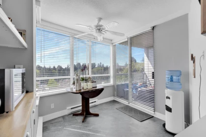 Primary Bathroom Photo of 804 15030 101 Avenue, Surrey, BC