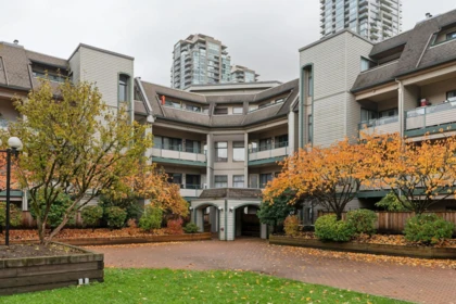 Loft / Bonus Room Photo of 410 2925 Glen Drive, Coquitlam, BC
