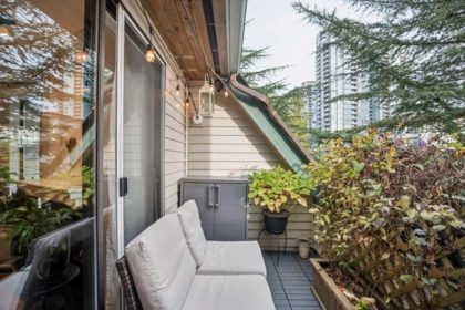 Office / Den Photo of 410 2925 Glen Drive, Coquitlam, BC