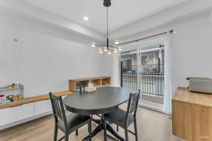 Kitchen Photo of 26 12830 62 Avenue, Surrey, BC