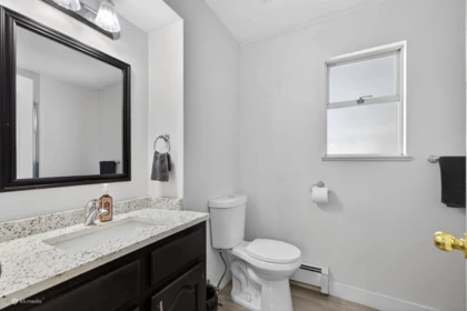 Hallway Photo of 9515 124a Street, Surrey, BC