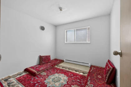 Hot Tub / Spa Photo of 9515 124a Street, Surrey, BC