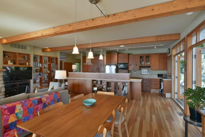 Breakfast Nook Photo of 5388 Sans Souci Road, Halfmoon Bay, BC
