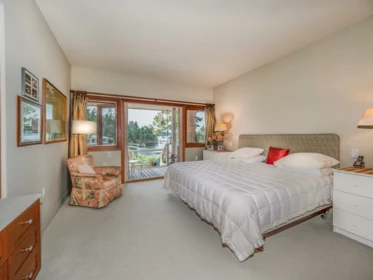 Powder Room Photo of 5388 Sans Souci Road, Halfmoon Bay, BC