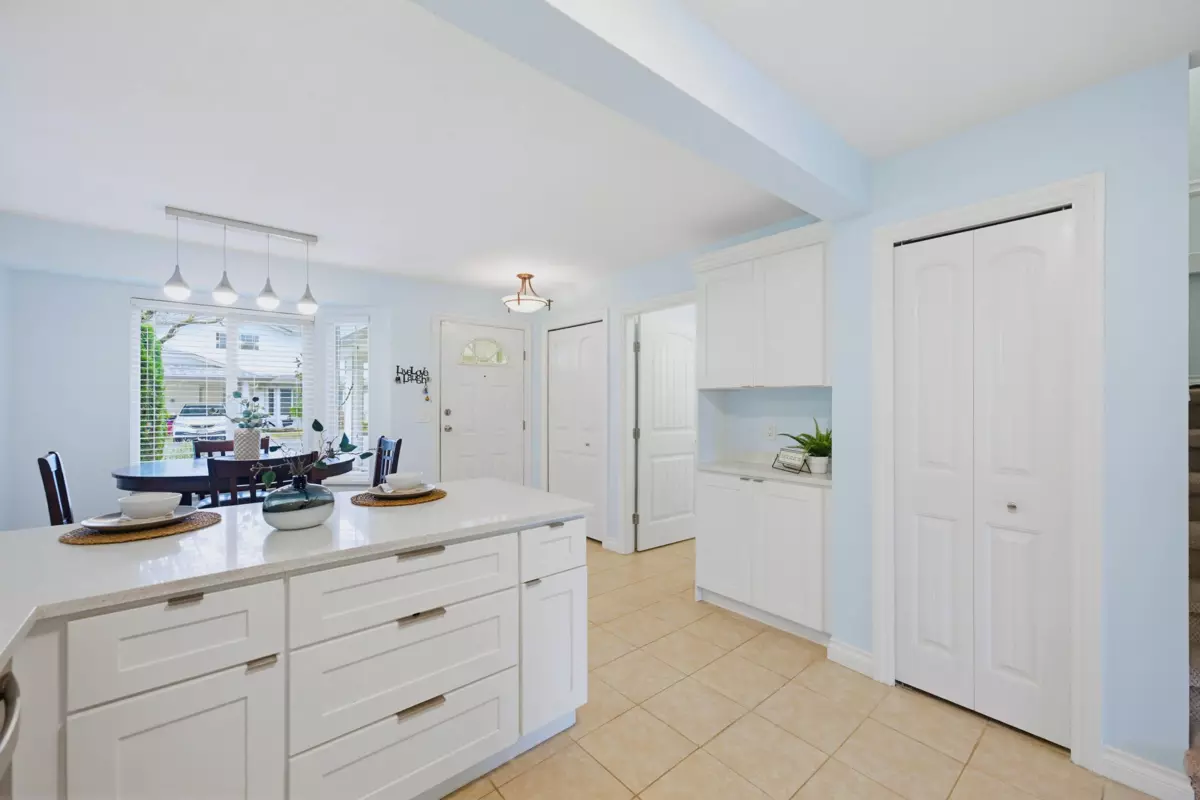 Dining Area Photo of 30 11757 207 Street, Maple Ridge, BC
