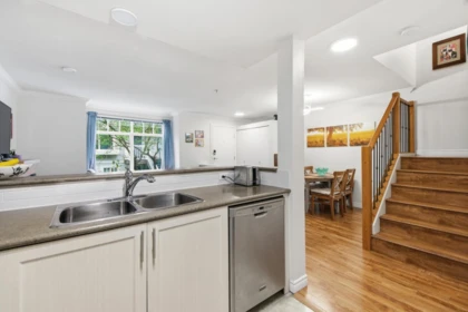 Breakfast Nook Photo of 40 7488 Southwynde Avenue, Burnaby, BC