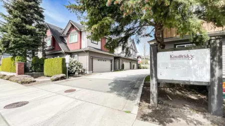 38 9699 Sills Avenue, Richmond, BC, Richmond — Townhouse for sale