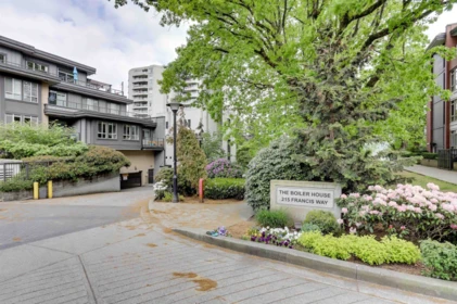 Front Yard Photo of 9 245 Francis Way, New Westminster, BC