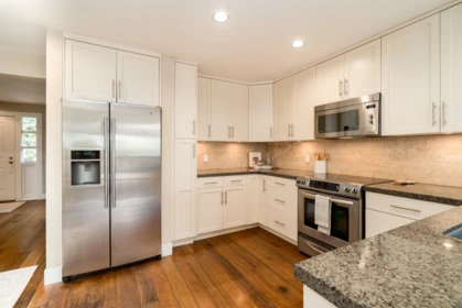 Kitchen Island Photo of 939 Calverhall Street, North Vancouver, BC