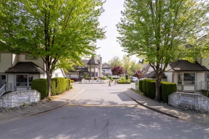 Garden / Landscaping Photo of 13 16318 82 Avenue, Surrey, BC