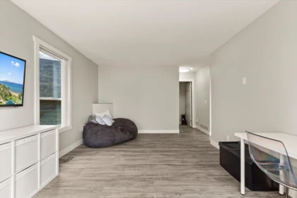 Laundry Room Photo of 1706 5260 Goldspring Place, Chilliwack, BC