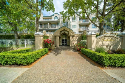 303 8535 Jones Road, Richmond, BC, Richmond — Apartment/Condo for sale