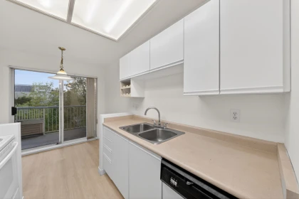 Kitchen Island Photo of 303 8535 Jones Road, Richmond, BC