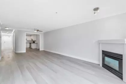 Walk-In Closet Photo of 310 14965 Marine Drive, White Rock, BC