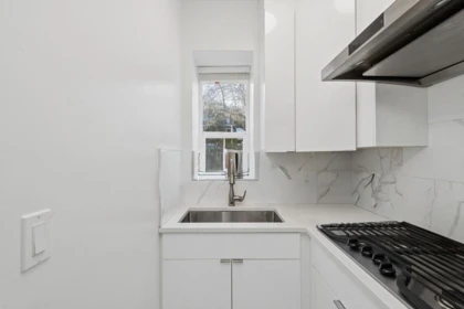Primary Bathroom Photo of 2709 W 37th Avenue, Vancouver, BC