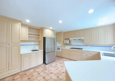 Kitchen Island Photo of 5620 Cornwall Drive, Richmond, BC