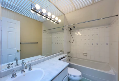 Mudroom Photo of 5620 Cornwall Drive, Richmond, BC