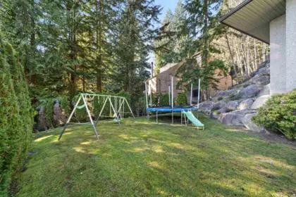 Basement Recreation Room Photo of 1162 Millstream Road, West Vancouver, BC