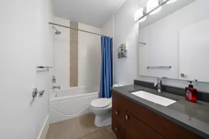 Primary Bathroom Photo of 1162 Millstream Road, West Vancouver, BC