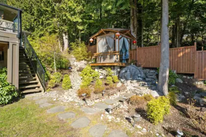 Staircase Photo of 1162 Millstream Road, West Vancouver, BC