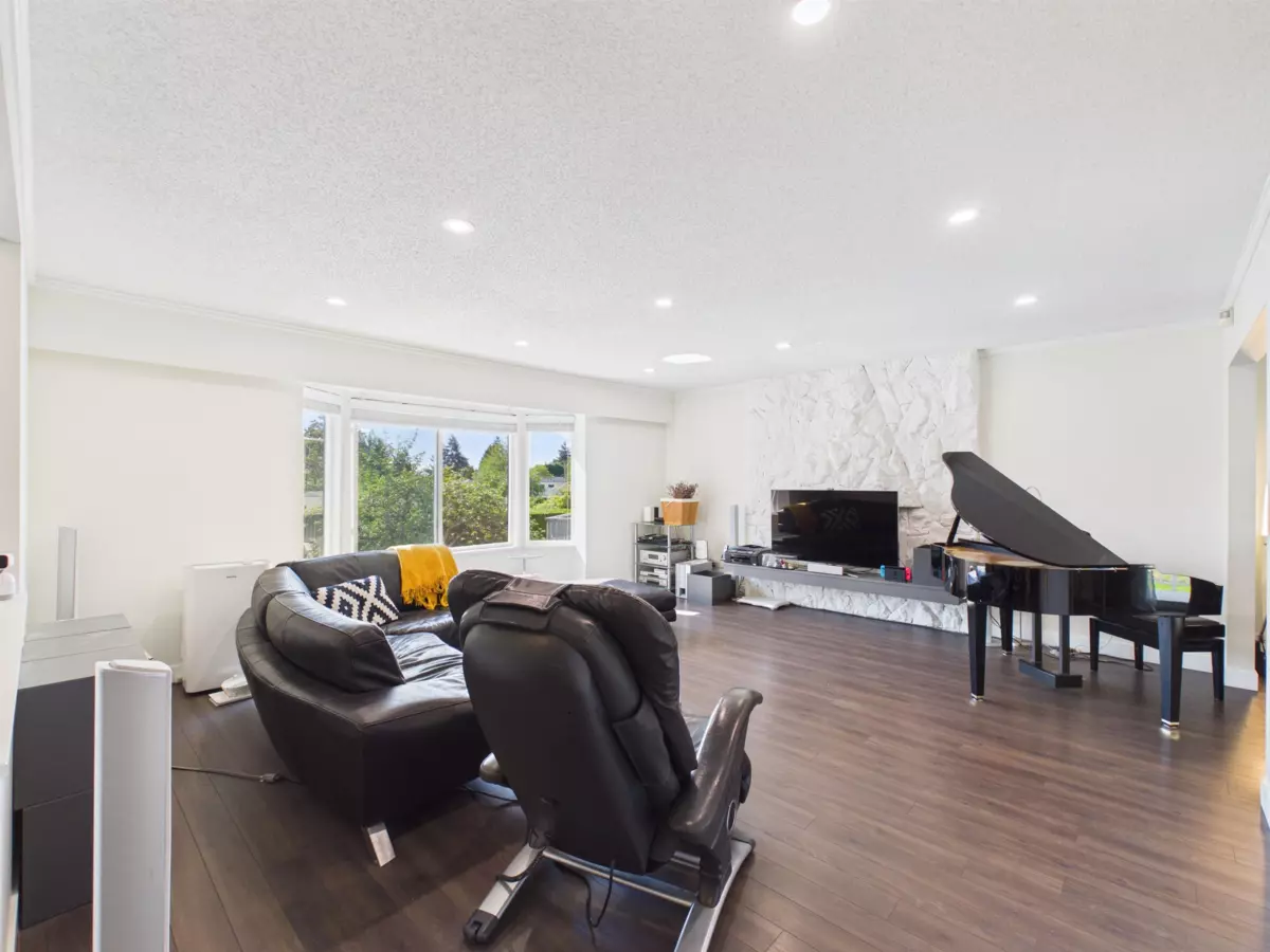 Family Room Photo of 1108 Marsden Court, Burnaby, BC