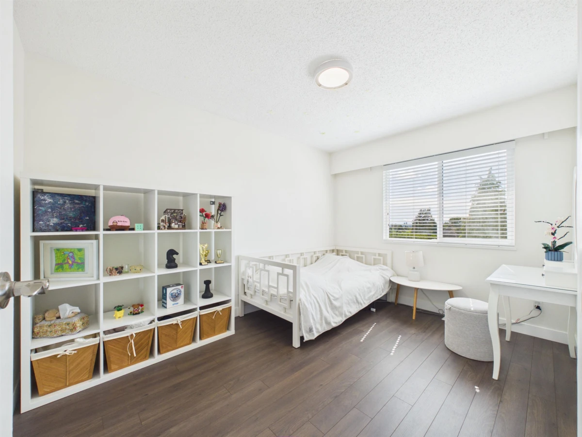 Laundry Room Photo of 1108 Marsden Court, Burnaby, BC
