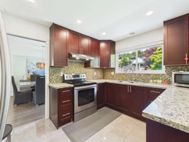 Primary Bathroom Photo of 1108 Marsden Court, Burnaby, BC