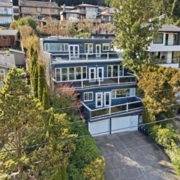 2341 Caledonia Avenue, North Vancouver, BC
